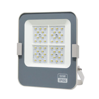 Dobrej jakości oświetlenie powodziowe LED 50W 6000lm